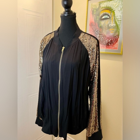 ✅Xhiliration gold sequin zip bomber sweatshirt / black/ front pockets/ NWOT  🖤💛 - Picture 12 of 15